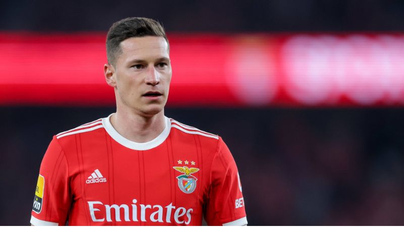 Julian Draxler 4