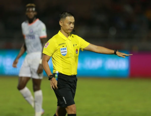 ky hieu tay cua trong tai bong da